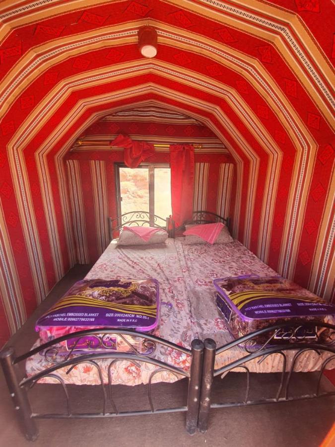 Bedouin Family Camp 호텔 와디럼 외부 사진